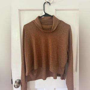 AE turtleneck cropped sweater never worn